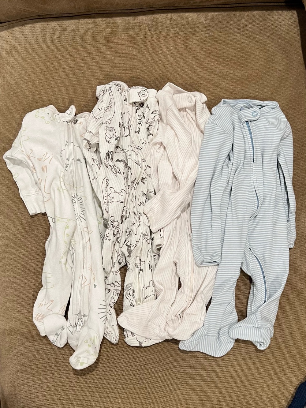 Carter's Bundle of 4 Footies